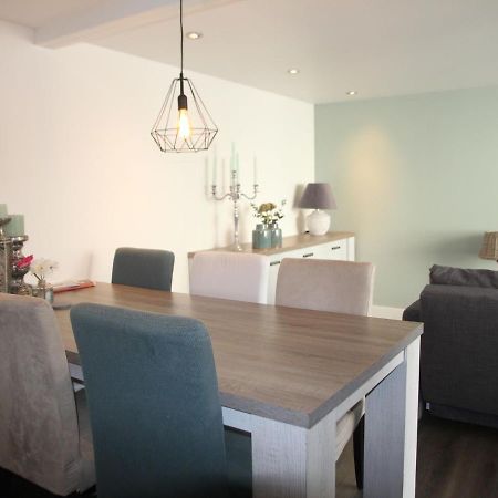 Charming Holiday Home In Egmond Aan Zee Near Seabeach المظهر الخارجي الصورة