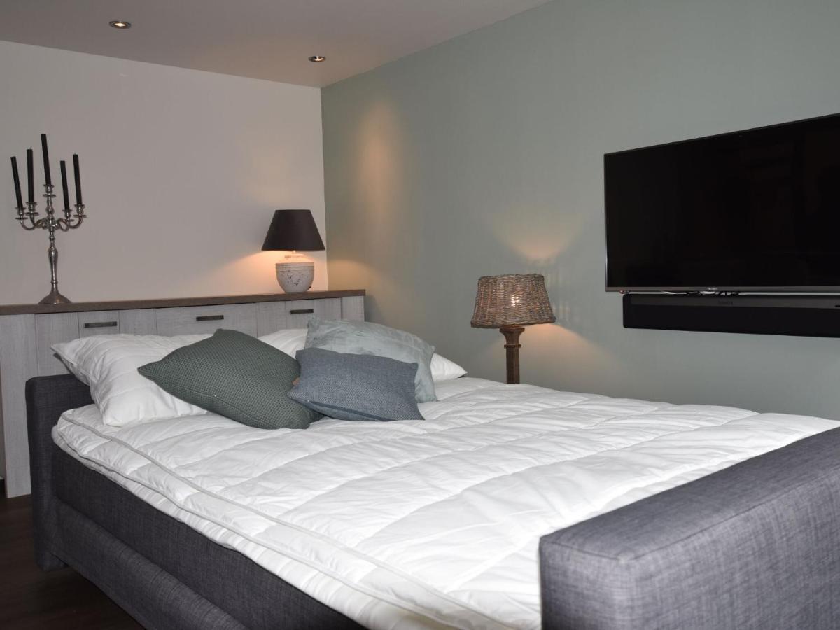 Charming Holiday Home In Egmond Aan Zee Near Seabeach المظهر الخارجي الصورة